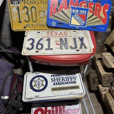 Sale Photo Thumbnail #16: Collection of License Plates