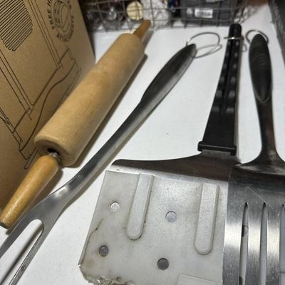 Sale Photo Thumbnail #59: Grill and Kitchen Utensils