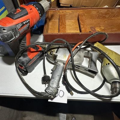 Sale Photo Thumbnail #28: 3 Piece Drill Lot