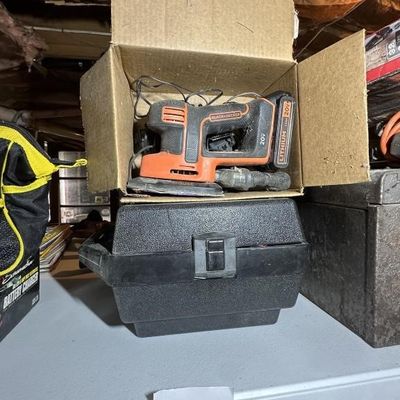 Sale Photo Thumbnail #23: Black & Decker Sander and Paint Sprayer