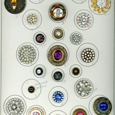 Sale Photo Thumbnail #41: A CARD OF DIVISION 1 AND 3 GLASS IN METAL BUTTONS