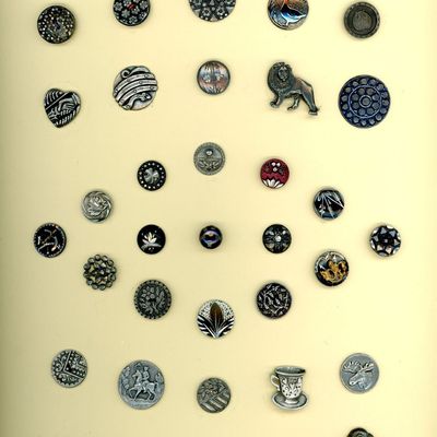 Sale Photo Thumbnail #245: A CARD OF DIVISION ONE AND THREE PEWTER BUTTONS