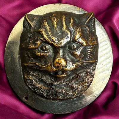 Sale Photo Thumbnail #84: A DIVISION ONE HIGH RELIEF CAT HEAD BUTTON