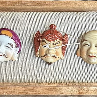 Sale Photo Thumbnail #104: A SET OF DIVISION THREE JAPANESE PORCELAIN BUTTONS