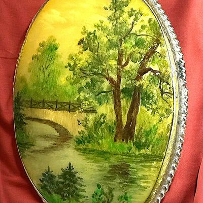 Sale Photo Thumbnail #56: A DIVISION THREE HAND PAINTED PEARL BUTTON