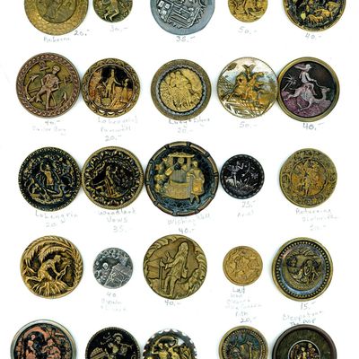 Sale Photo Thumbnail #246: A CARD OF DIVISION ONE STORY BUTTONS