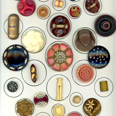 Sale Photo Thumbnail #116: A CARD OF DIVISION ONE AND THREE CELLULOID BUTTONS