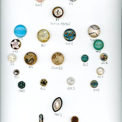 Sale Photo Thumbnail #324: A CARD OF DIVISION ONE VICTORIAN GLASS BUTTONS