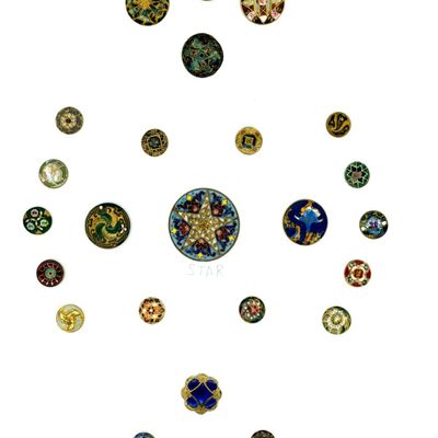 Sale Photo Thumbnail #34: A CARD OF DIVISION 0NE ENAMEL BUTTONS