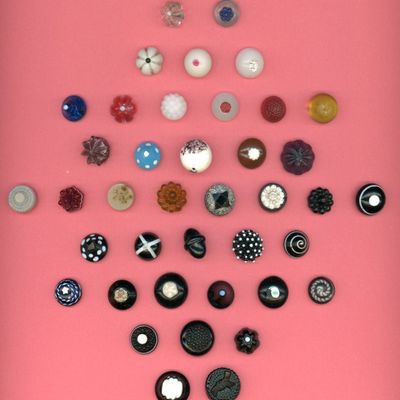 Sale Photo Thumbnail #329: A CARD OF DIVISION ONE ASSORTED COLORED GLASS BUTTONS