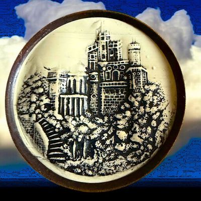Sale Photo Thumbnail #115: A DIVISION ONE PICTORIAL CELLULOID BUTTON