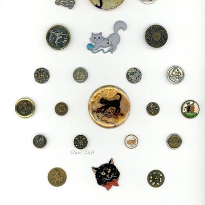 Sale Photo Thumbnail #158: A CARD OF DIVISION ONE AND THREE FELINE ANIMAL BUTTONS