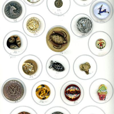 Sale Photo Thumbnail #212: A CARD OF DIVISION ONE AND THREE ANIMAL LIFE BUTTONS