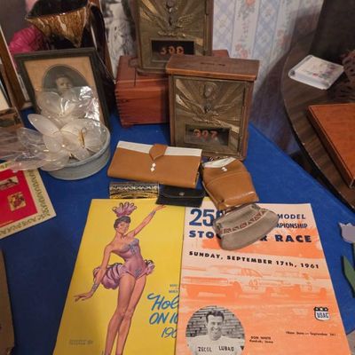Sale Photo Thumbnail #126