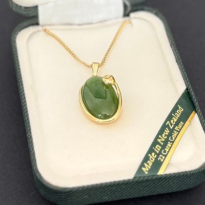 Sale Photo Thumbnail #33: NEPHRITE JADE CABOCHON PENDANT ON 22K GOLD PLATE