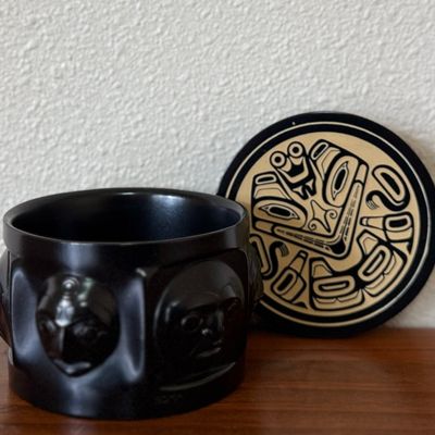 Sale Photo Thumbnail #7: BOMA CARVED BLACK STONE ROUND LIDDED BOX #1