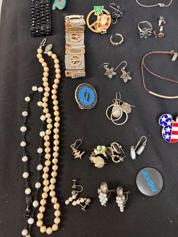 Sale Photo Thumbnail #254