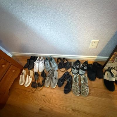 Sale Photo Thumbnail #225