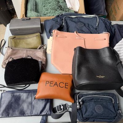 Sale Photo Thumbnail #169