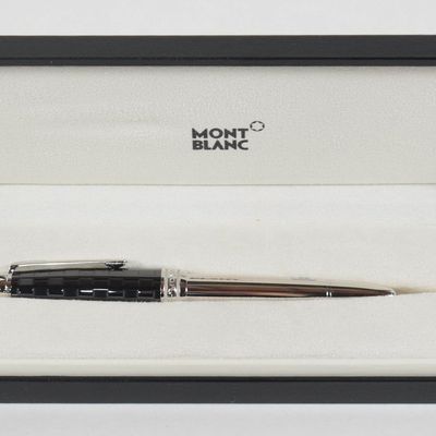 Montblanc Meisterstuck Solitaire Black Prisma Fountain Pen