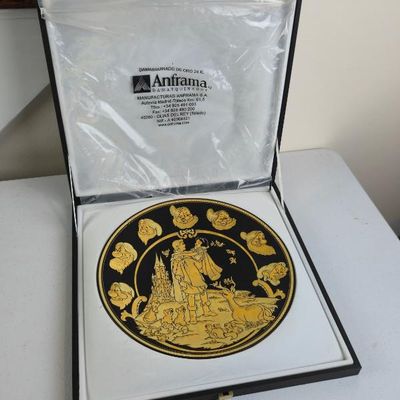Sale Photo Thumbnail #21: Anframa Disney Snow White & Seven Dwarfs 24K Gold Damascene Collector Plate – Spain – Original Case