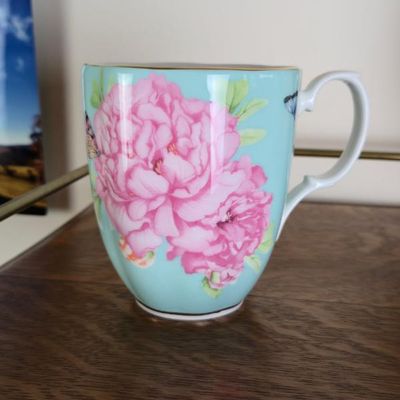 Sale Photo Thumbnail #70: Miranda Kerr For Royal Albert Friendship Floral Porcelain Mug – 2014 England