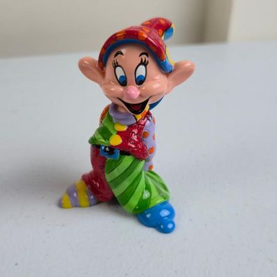 Sale Photo Thumbnail #178: Romero Britto Disney Dopey And Grumpy 2011 Lot Of 2 Mini Figures