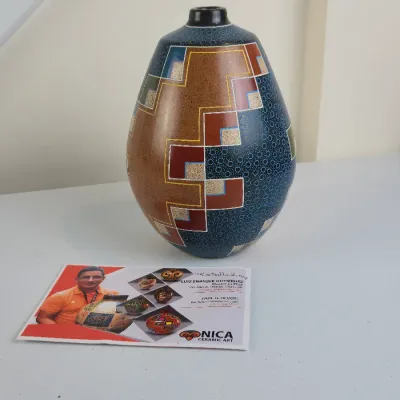 Sale Photo Thumbnail #9: Luis Enrique Gutierrez Signed Nicaraguan Studio Art Pottery Vase – Nica Ceramic Art – 8"