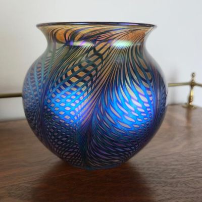 Sale Photo Thumbnail #104: Signed Art Glass Vase By David Lotton – Blue Purple Iridescent Pulled Feather Design – 5"