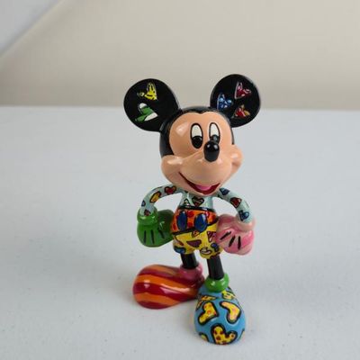 Sale Photo Thumbnail #183: Disney ROMERO BRITTO Mickey Mouse Mini Figurine ~ SWEETHEART 2010 - 4"