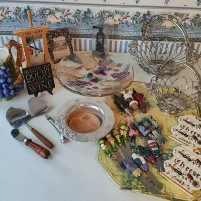 DM223 - Wine and Cheese Themed Objects