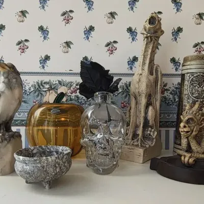 DM215 - Halloween Gothic - Blenko Pumpkin