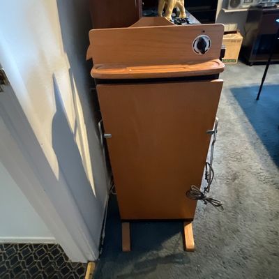Sale Photo Thumbnail #95: Vintage electric trouser press