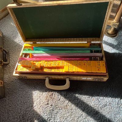 Sale Photo Thumbnail #52: Vintage mah-jong game - bakelite