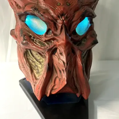 Ceremonial Predator Life Size Mask Replica (works)