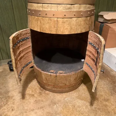 Sale Photo Thumbnail #19: Decorative barrel with storage