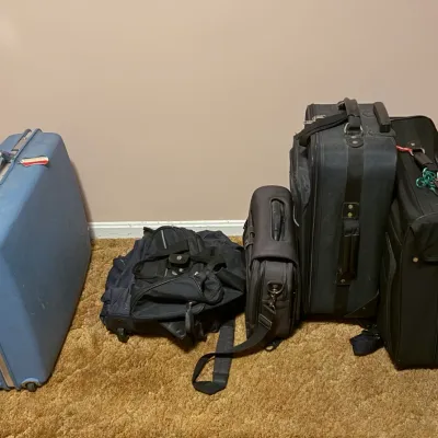 Sale Photo Thumbnail #30: Luggage