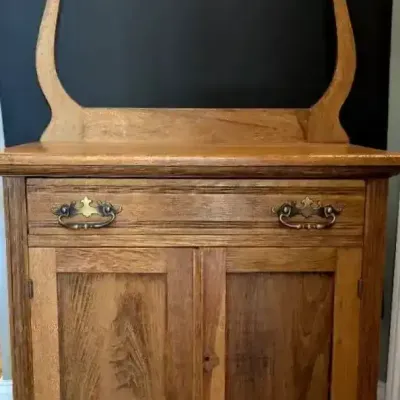 Oak Dry Sink Washstand With Dovetail Drawer & Two Keys