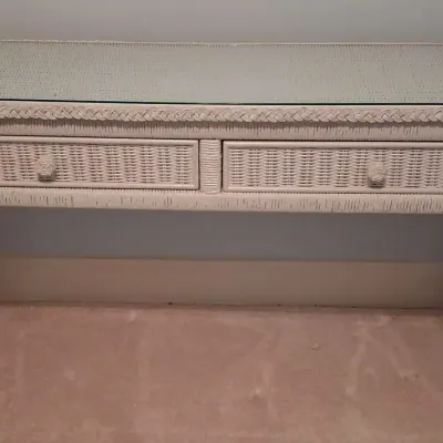 Henry Link Lexington White Wicker Desk With Glass Top 