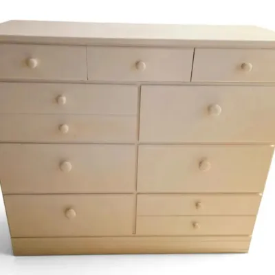 White wooden 9 drawer dresser