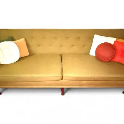 Mcm green tufted sofa w decorative pillows