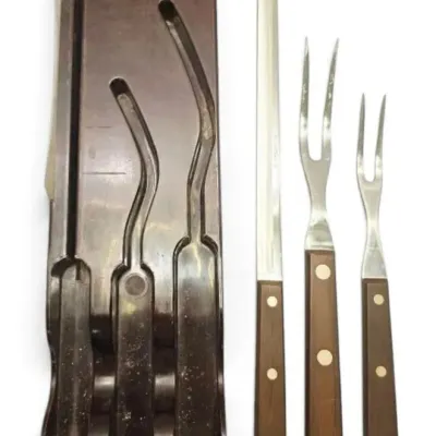 Cutco 41 wall mounted carving utensil set