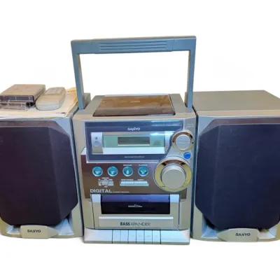 Sanyo cwm 480 portable cd cassette recorder radio