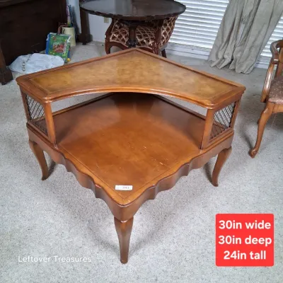 Sale Photo Thumbnail #585