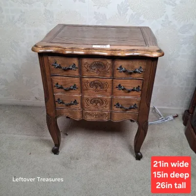 Sale Photo Thumbnail #846