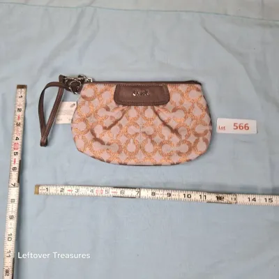 Sale Photo Thumbnail #558