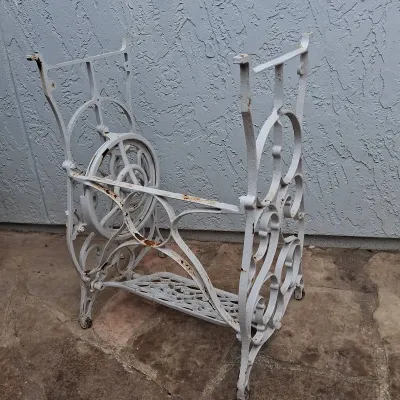 Singer Sewing Cast Iron  Metal Base