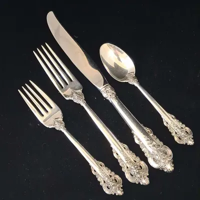 Wallace Grande Baroque Sterling  4 Piece Place Setting (E)