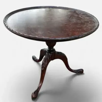 Round Side Table 18.5 tall x 22.5 Diameter