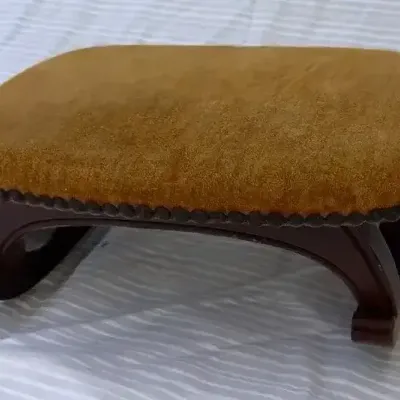 Small Rocking Kneeling Stool